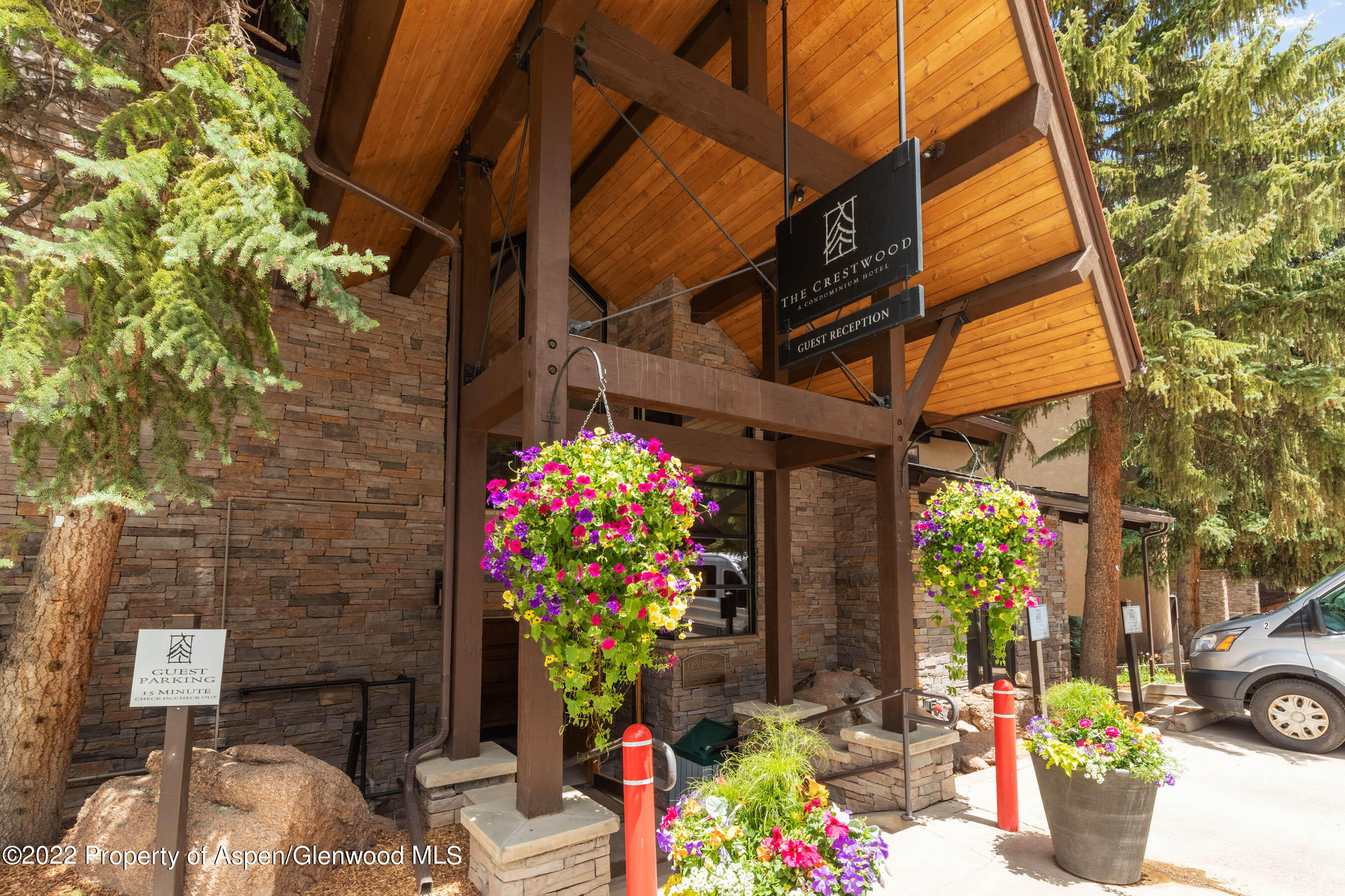 400 Wood Road, Unit 2310 Snowmass Village, CO 81615 - Photo 16 of 18 a front view of a house