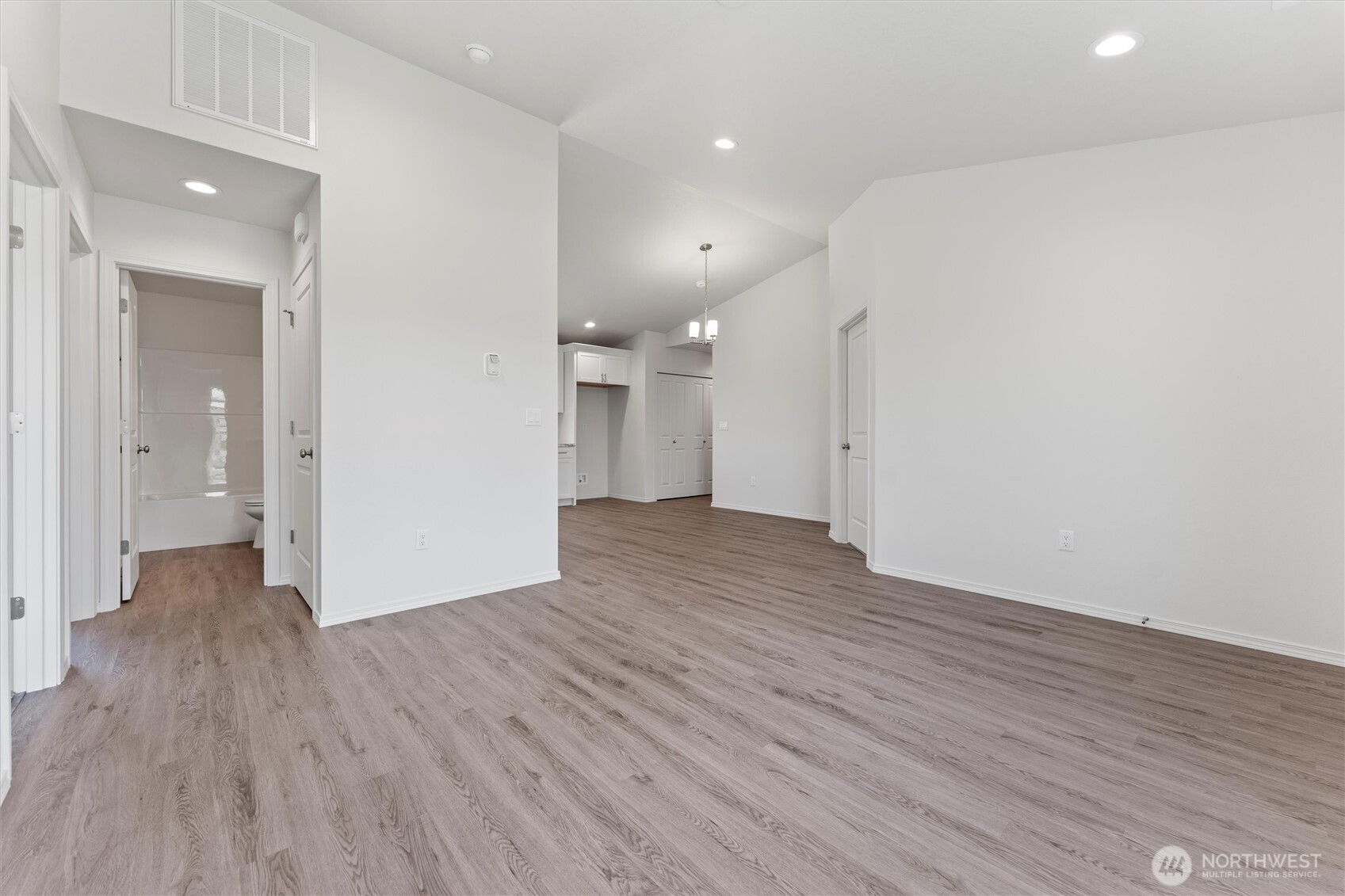 206 Cherry Street Mattawa, WA 99349 - Photo 11 of 21