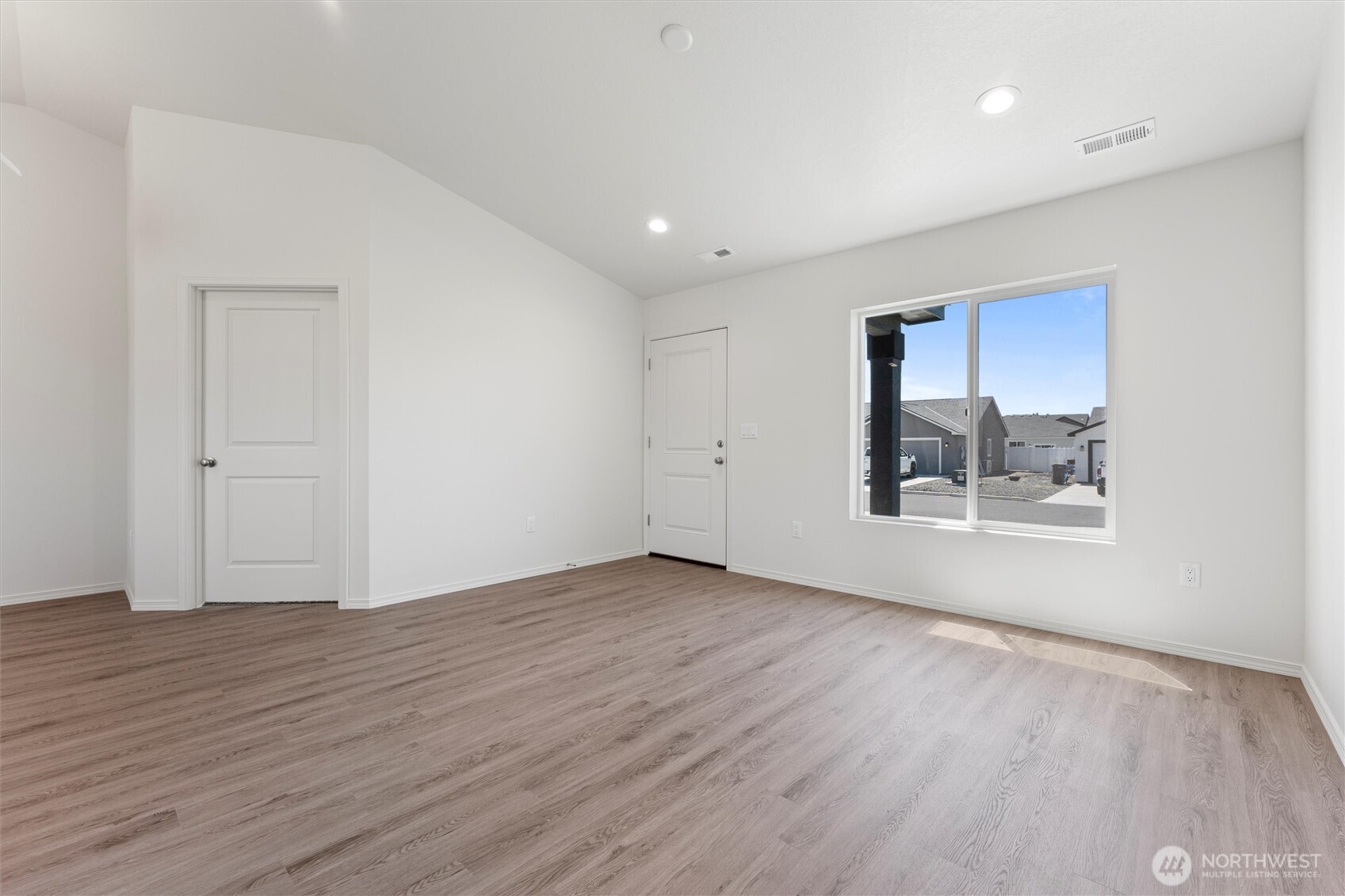 206 Cherry Street Mattawa, WA 99349 - Photo 9 of 21