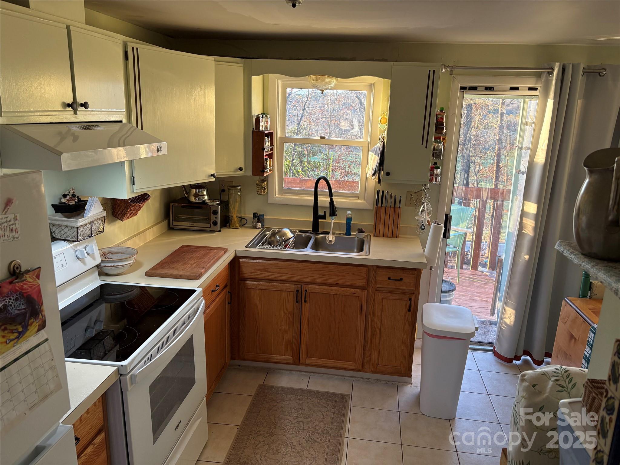 20 Forest Ridge Drive, Unit 3C Nebo, NC 28761 - Photo 4 of 12