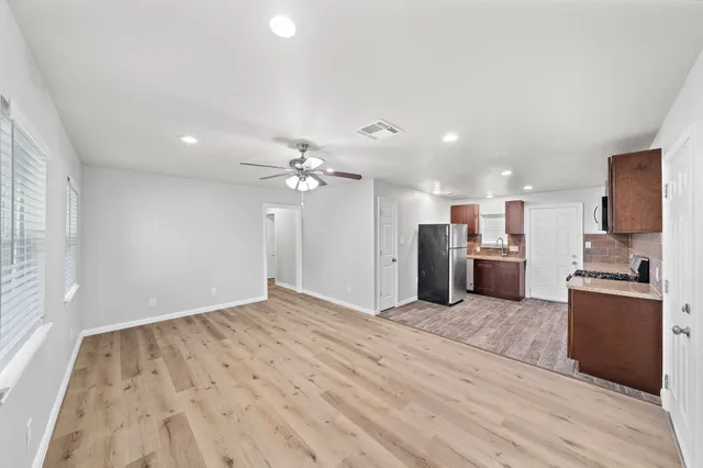 $1,600 | 5814 Westover Street, Houston, TX 77033