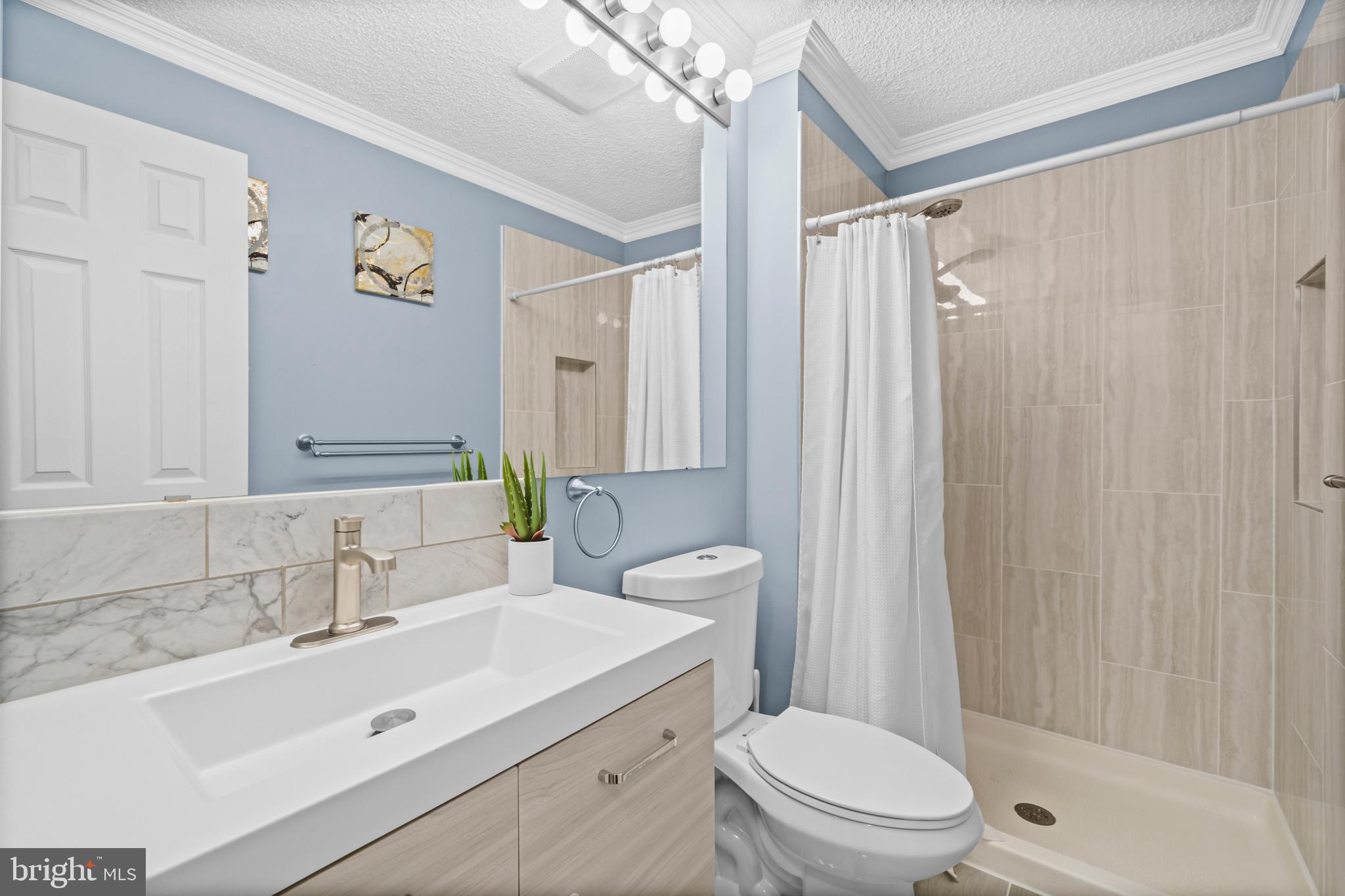 3804 Green Ridge Court, Unit 301 Fairfax, VA 22033 - Photo 17 of 25