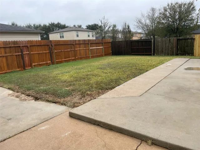 $219,900 | 3114 Becker Glen Street, Fresno, TX 77545