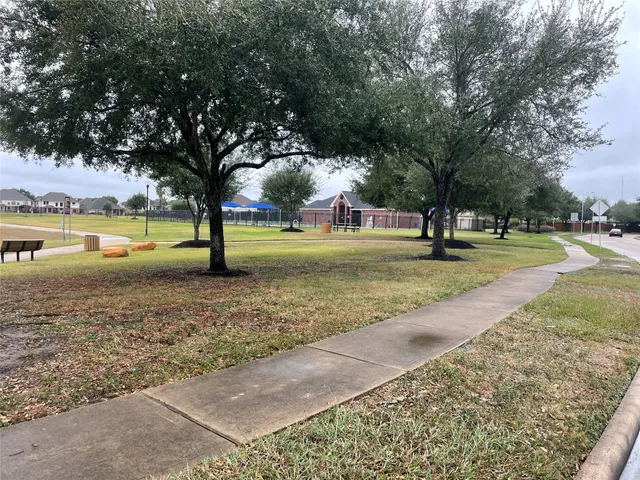 $219,900 | 3114 Becker Glen Street, Fresno, TX 77545