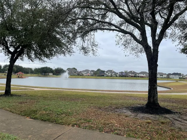 $219,900 | 3114 Becker Glen Street, Fresno, TX 77545