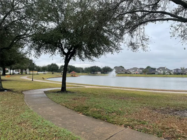 $219,900 | 3114 Becker Glen Street, Fresno, TX 77545