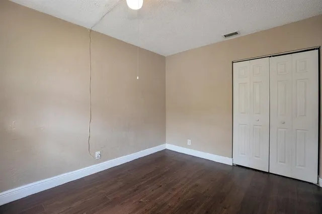 $1,475 | 4061 North Dixie Highway, Unit 29, Oakland Park, FL 33334