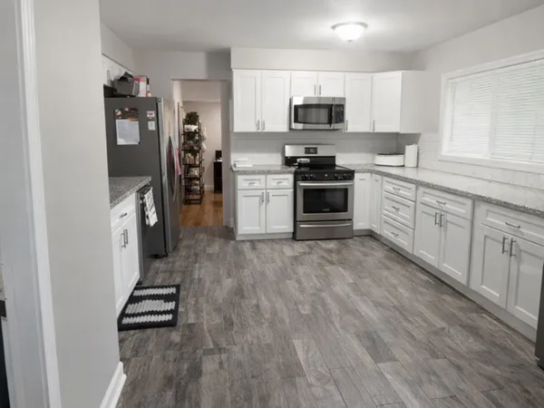 $179,900 | 313 North Orchard Drive, Park Forest, IL 60466