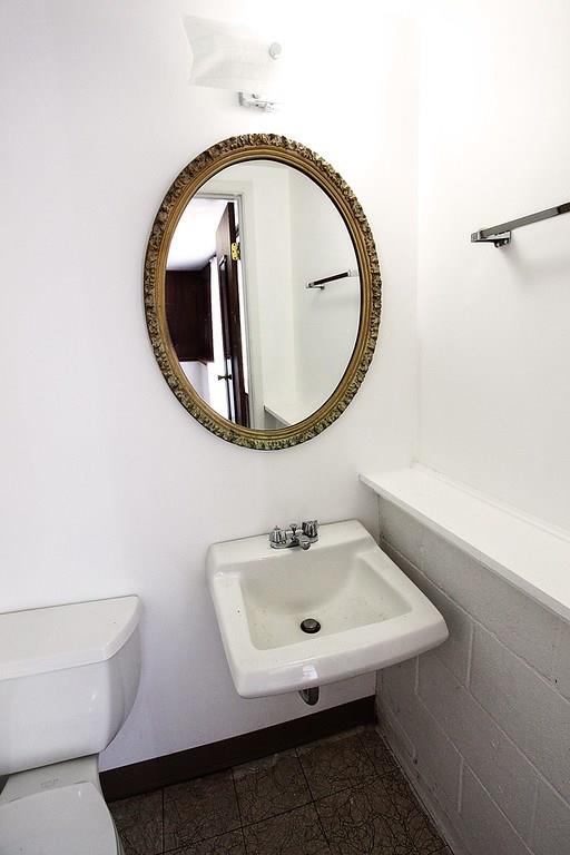 3729 Mt Troy Road Pittsburgh, PA 15212 - Photo 14 of 18 Gallery Image 14