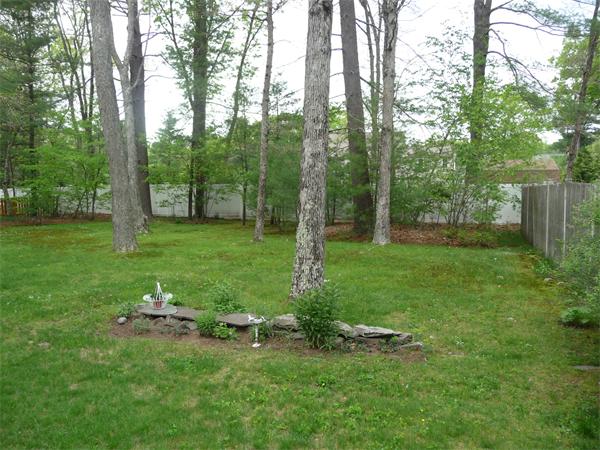 14 Eleanor Road Walpole, MA 02081 - Photo 11 of 12 Gallery Image 11
