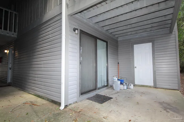$1,095 | 7116 Pearson Road, Unit C, Pensacola, FL 32526