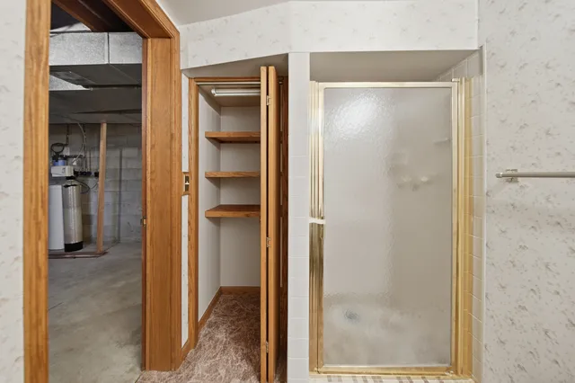 $279,900 | 1304 Park Lane, Dixon, IL 61021