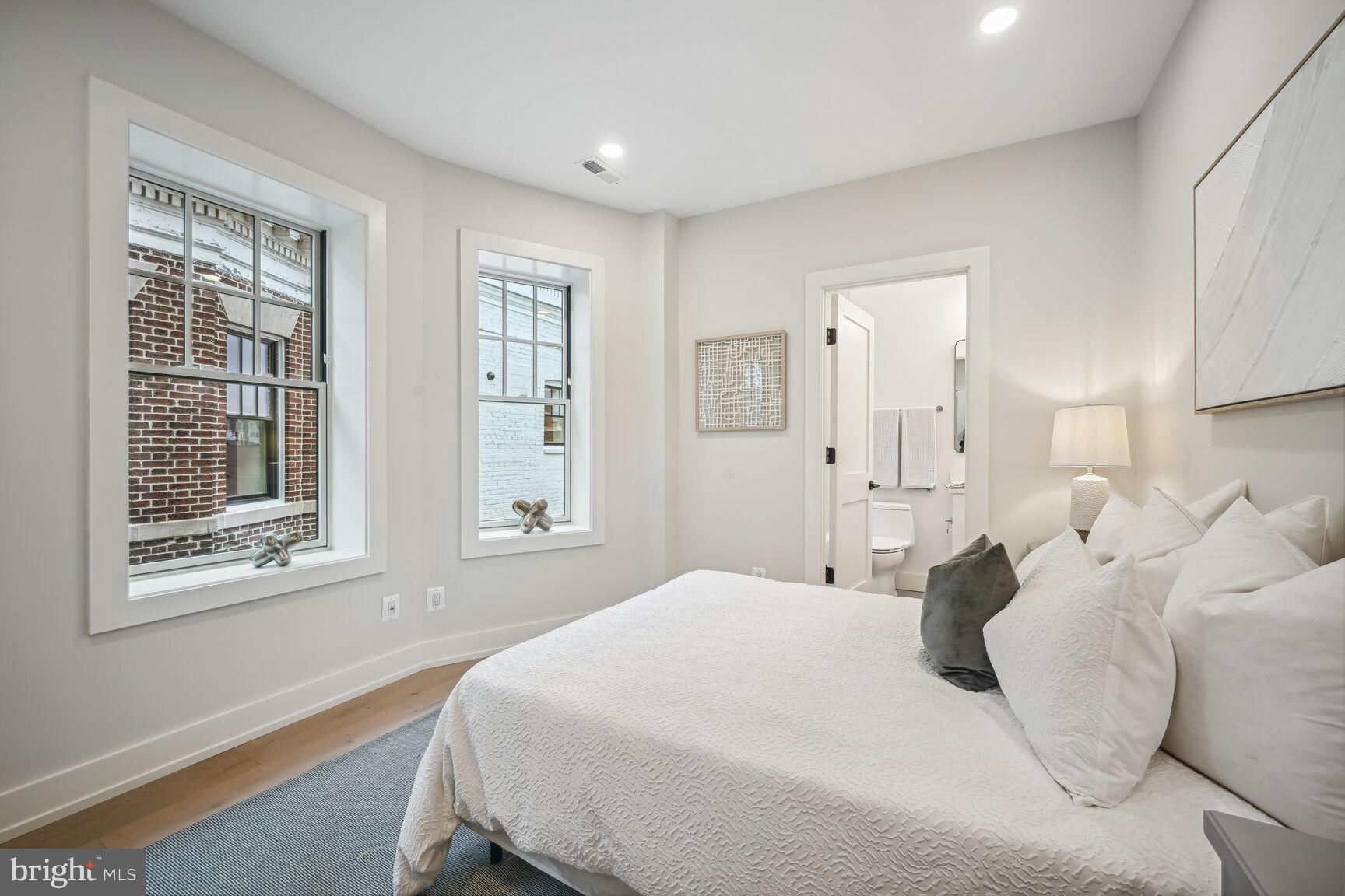 1746 Lanier Place Northwest, Unit 3 Washington, DC 20009 - Photo 14 of 34 2nd bedroom