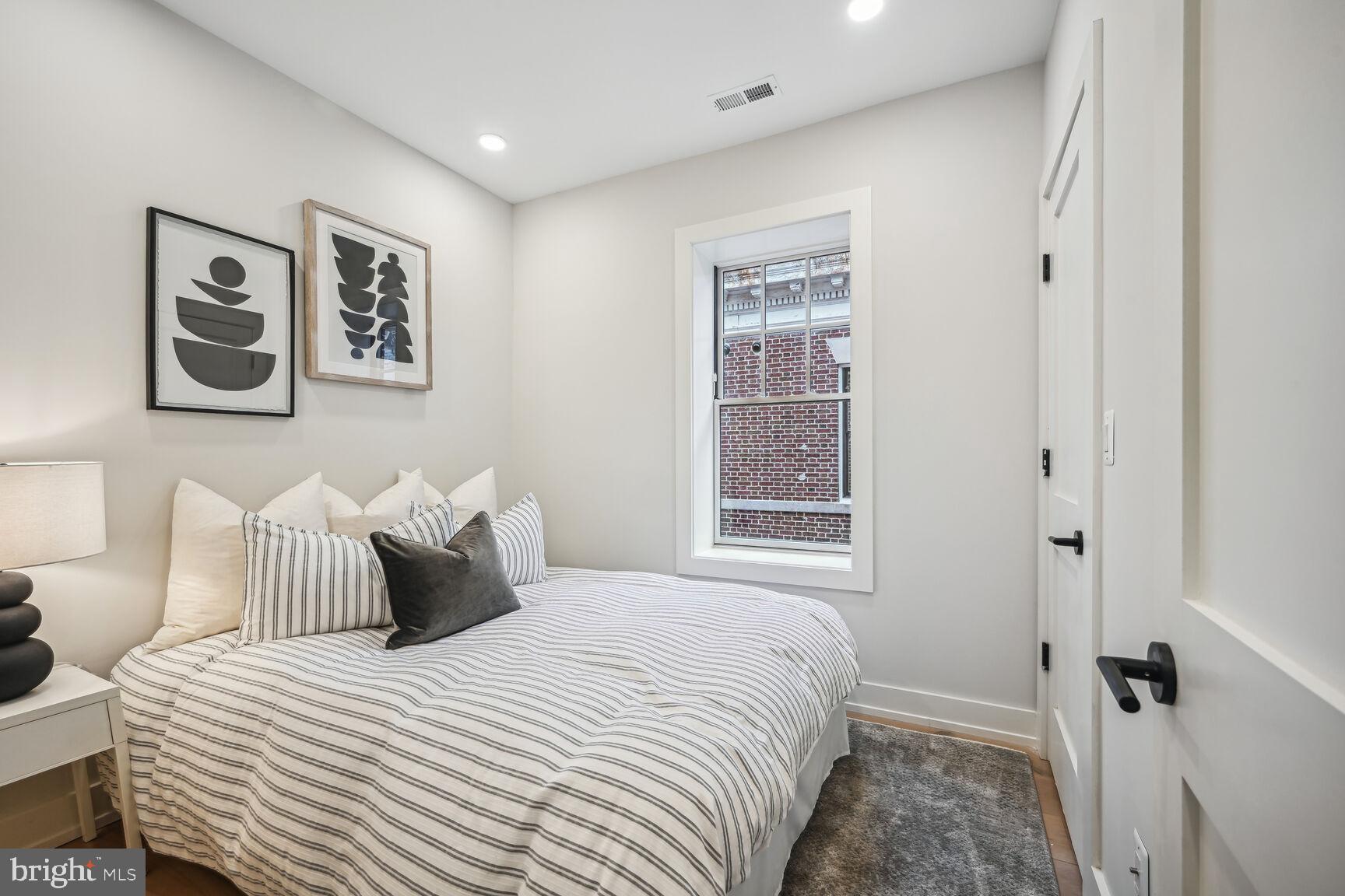 1746 Lanier Place Northwest, Unit 3 Washington, DC 20009 - Photo 16 of 34 3rd bedroom/office