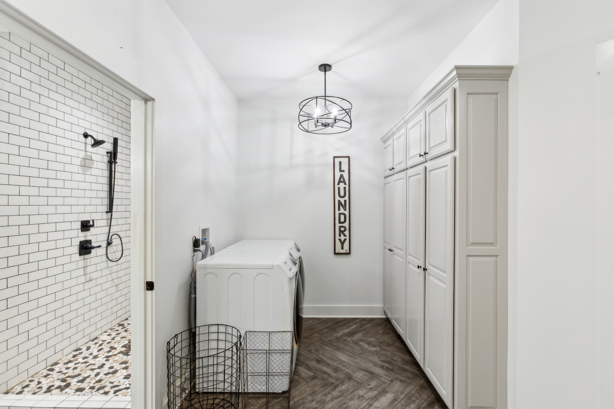 1930 Williams Road Lafayette, TN 37083 - Photo 26 of 41 a view of a hallway with entryway door