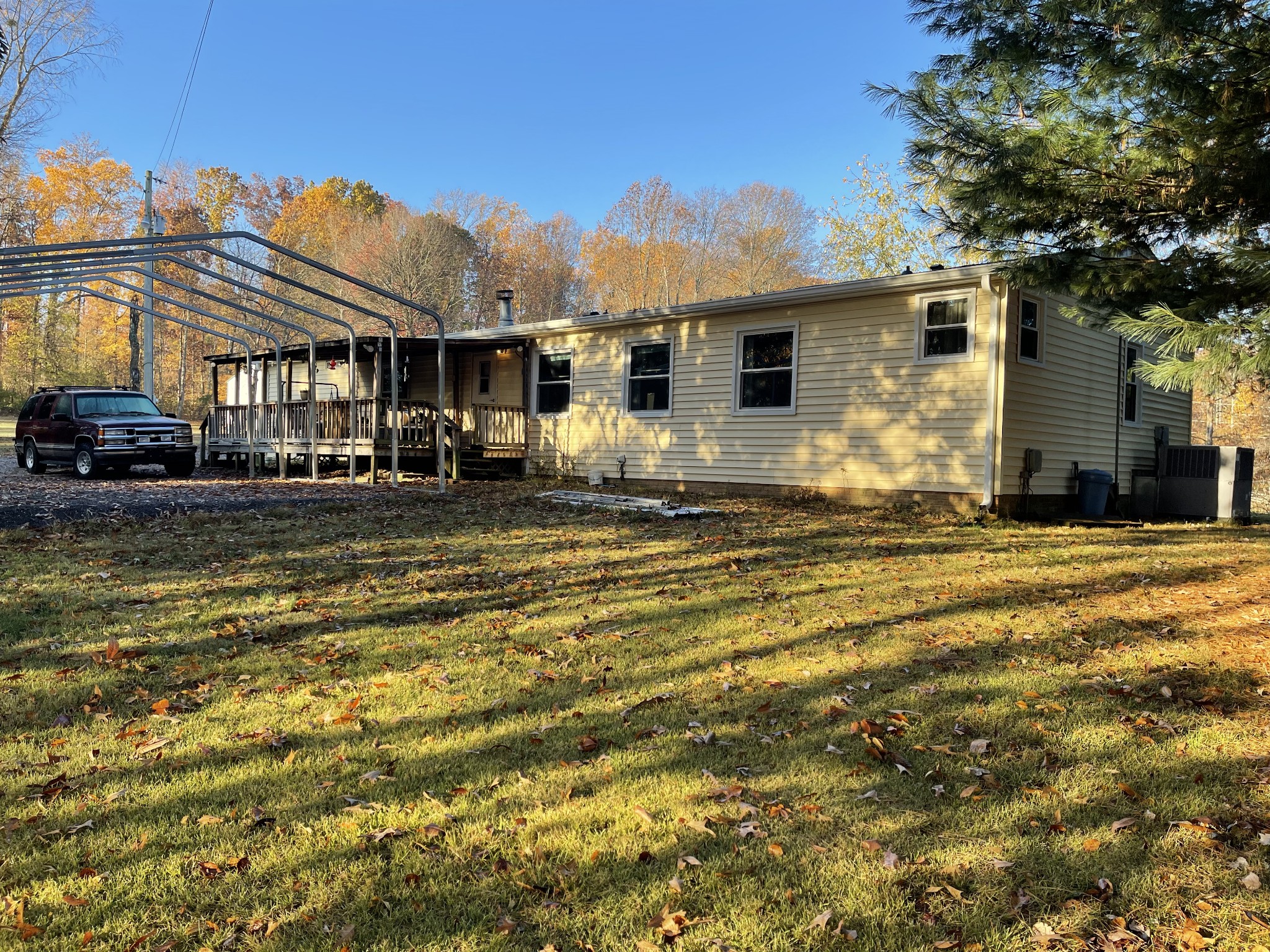 274 Hester Road Portland, TN 37148 - Photo 3 of 18 a front view of a house with a yard