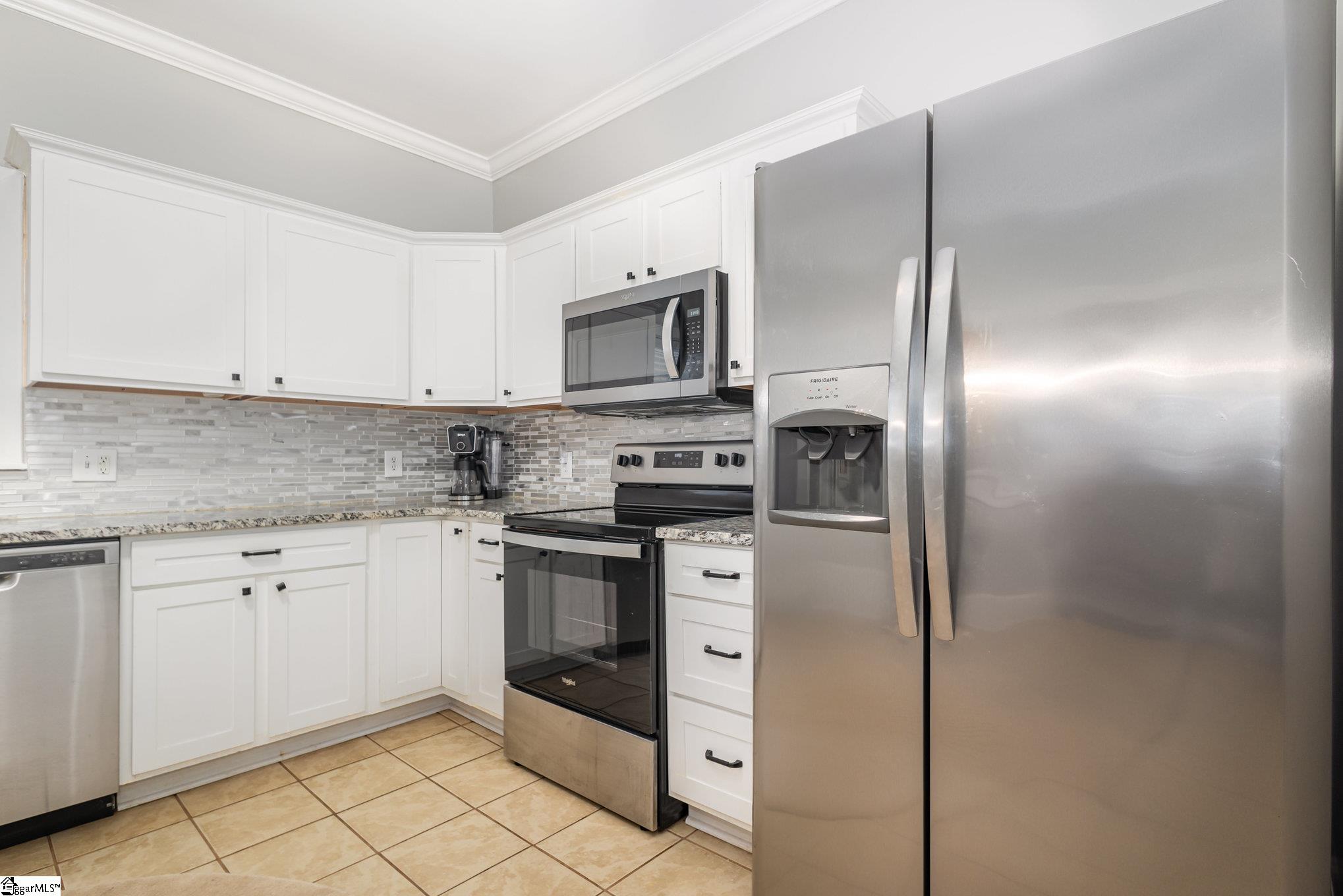 104 Perry Road Greenville, SC 29609 - Photo 11 of 25