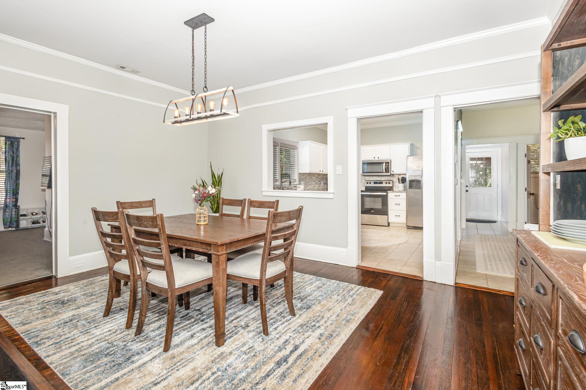 104 Perry Road Greenville, SC 29609 - Photo 7 of 25