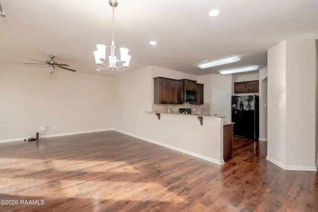 $244,999 | 112 Merrydale Lane, Rayne, LA 70578