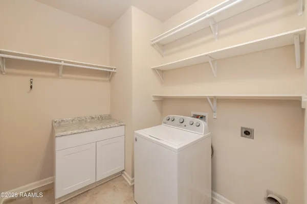 $234,999 | 112 Merrydale Lane, Rayne, LA 70578