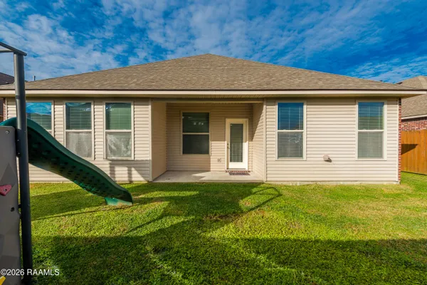 $234,999 | 112 Merrydale Lane, Rayne, LA 70578