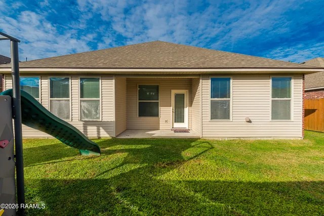 $244,999 | 112 Merrydale Lane, Rayne, LA 70578