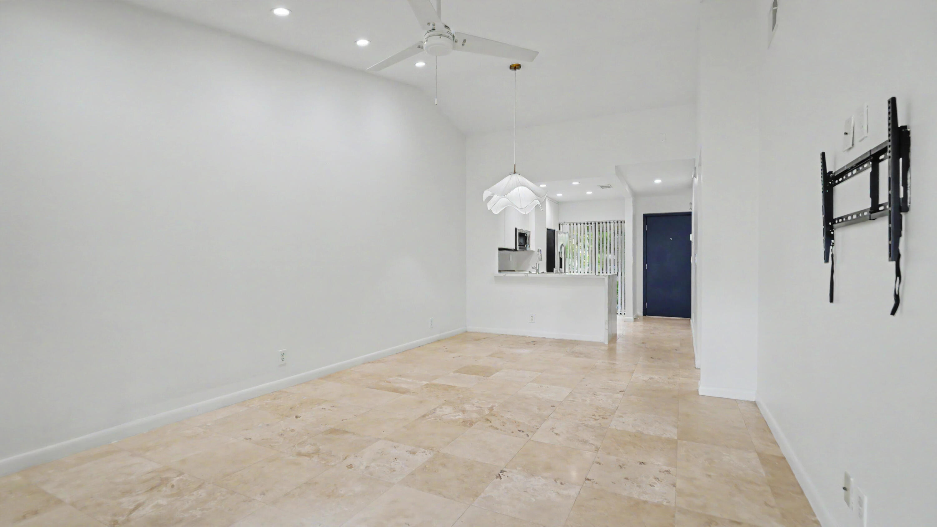 3939 Northeast 5th Avenue, Unit A201 Boca Raton, FL 33431 - Photo 6 of 44 DSC08766