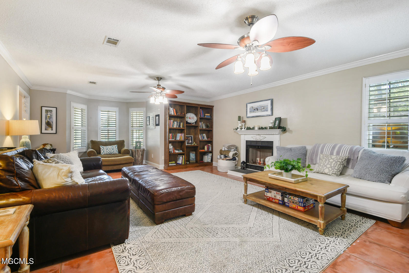 9000 Spring Street Ocean Springs, MS 39564 - Photo 6 of 27 006_1600x1067_mls_1600x1067