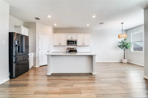 $334,900 | 1042 Manuel Drive, Fate, TX 75087