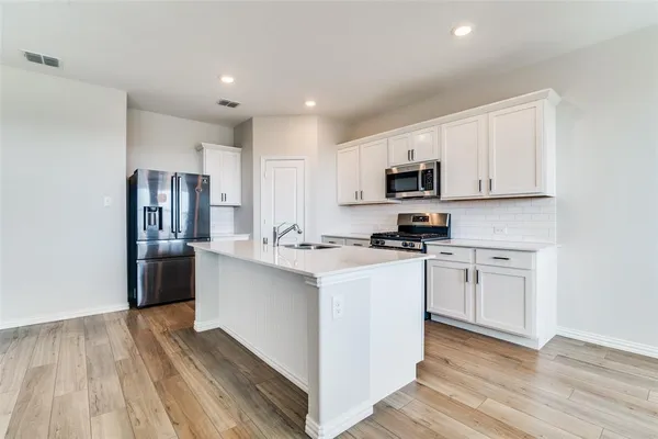 $334,900 | 1042 Manuel Drive, Fate, TX 75087