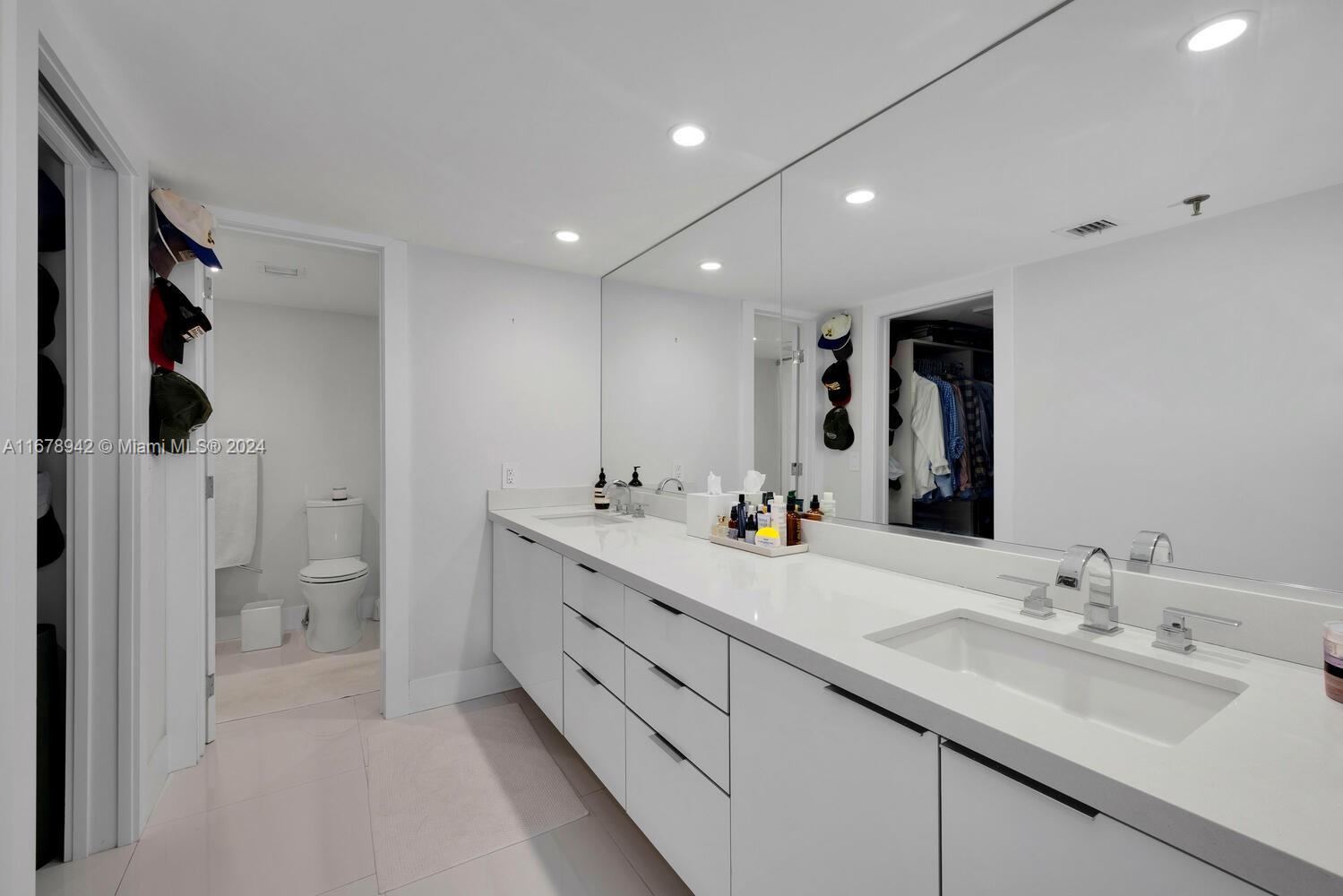 650 Ocean Drive, Unit 4C Key Biscayne, FL 33149 - Photo 18 of 22