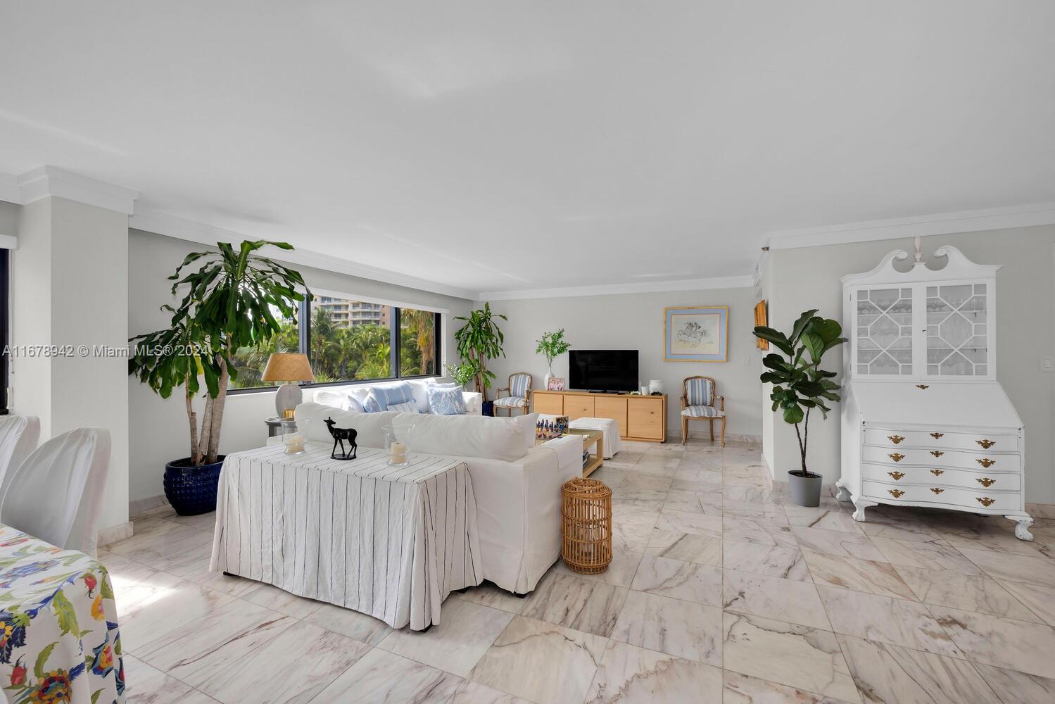 650 Ocean Drive, Unit 4C Key Biscayne, FL 33149 - Photo 4 of 22