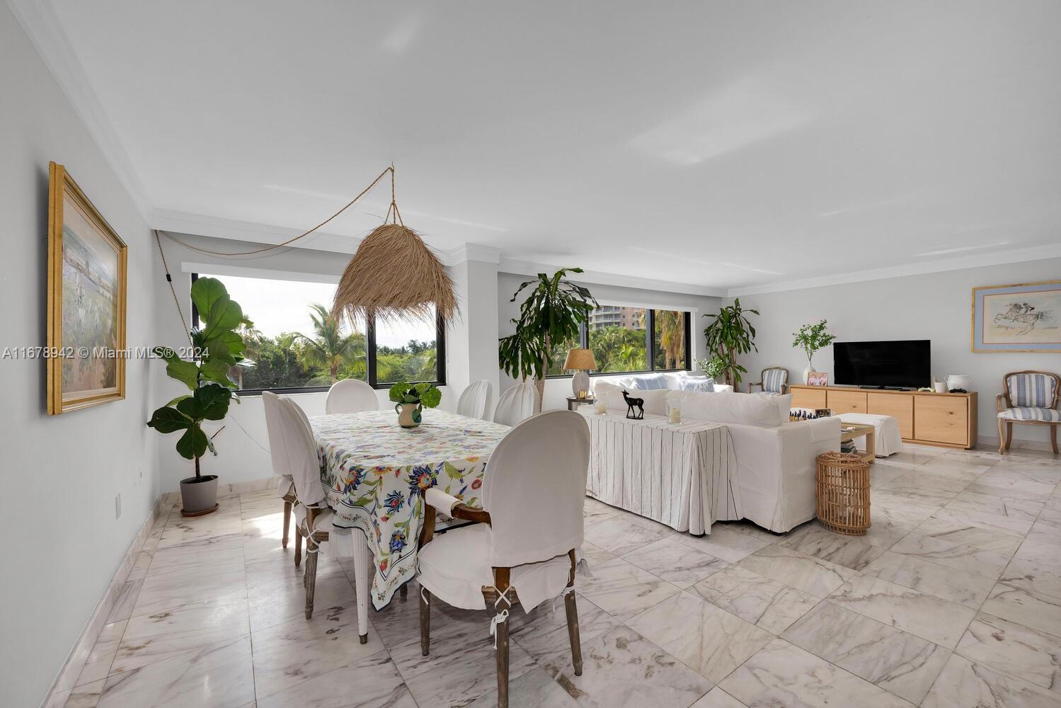 650 Ocean Drive, Unit 4C Key Biscayne, FL 33149 - Photo 5 of 22