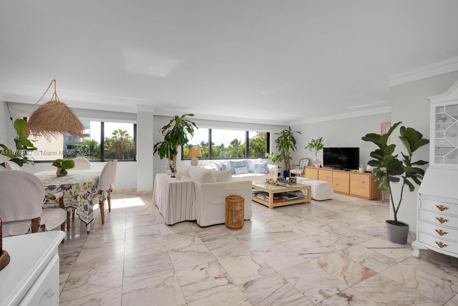 650 Ocean Drive, Unit 4C Key Biscayne, FL 33149 - Photo 6 of 22