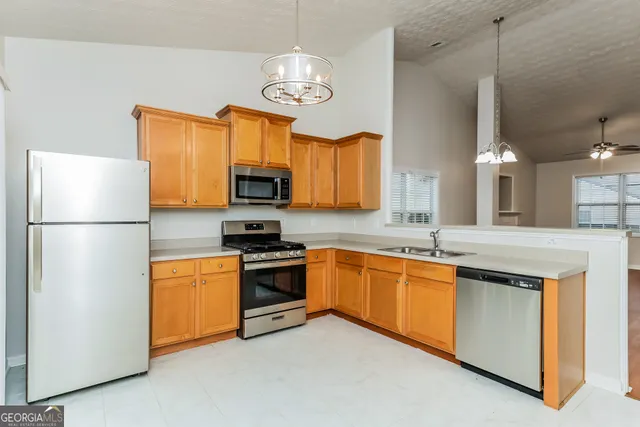 $2,170 | 1213 Winwood Drive, McDonough, GA 30253