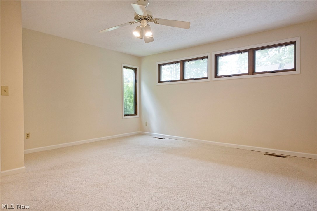 255 Solon Road, Unit B Chagrin Falls, OH 44022 - Photo 8 of 14 Gallery Image 8