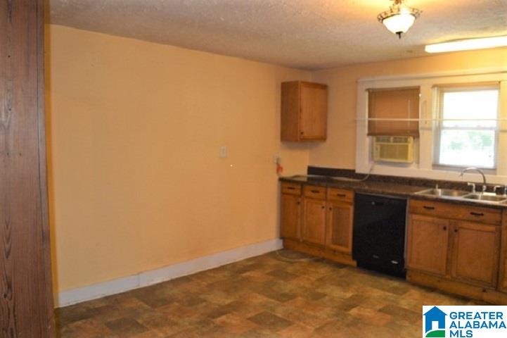 1701 Peaceburg Road Weaver, AL 36277 - Photo 8 of 26