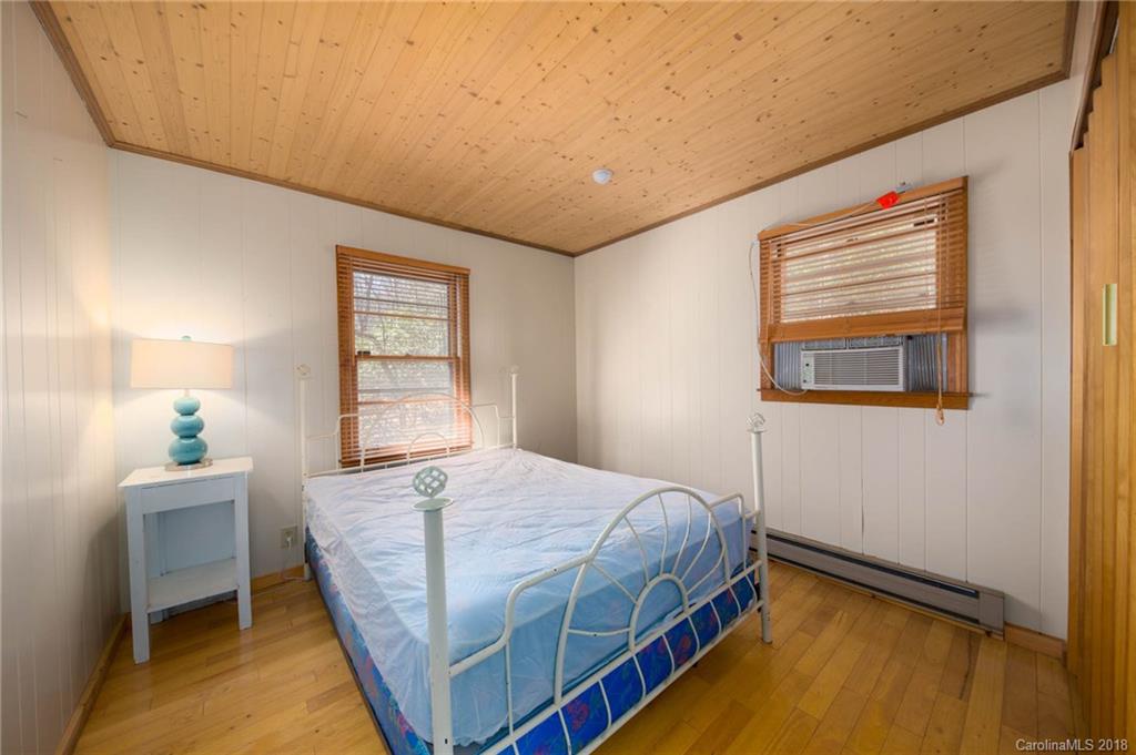 849 Pine Ridge Road Hendersonville, NC 28792 - Photo 12 of 29 Gallery Image 12