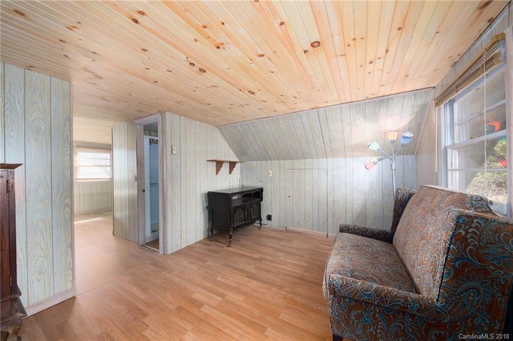 849 Pine Ridge Road Hendersonville, NC 28792 - Photo 19 of 29 Gallery Image 19