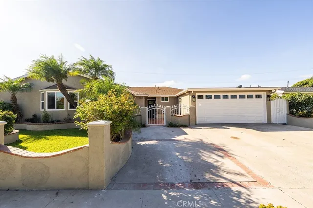 $1,249,000 | 2302 Lori Lane, Santa Ana, CA 92706