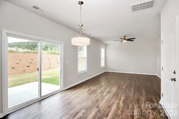 $2,325 | 4543 Dover Court, Denver, NC 28037