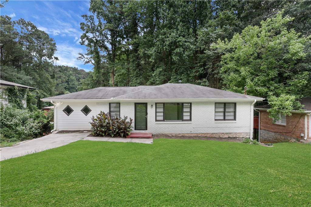 1982 Rena Circle Southwest Atlanta, GA 30311 - Photo 3 of 35