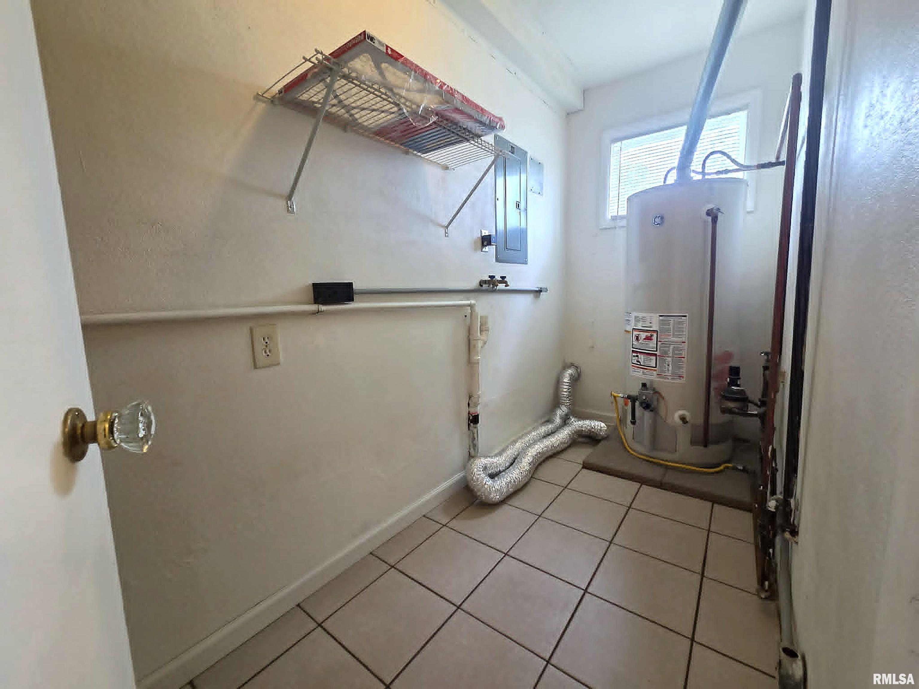 1913 South 12th Street Quincy, IL 62301 - Photo 15 of 20