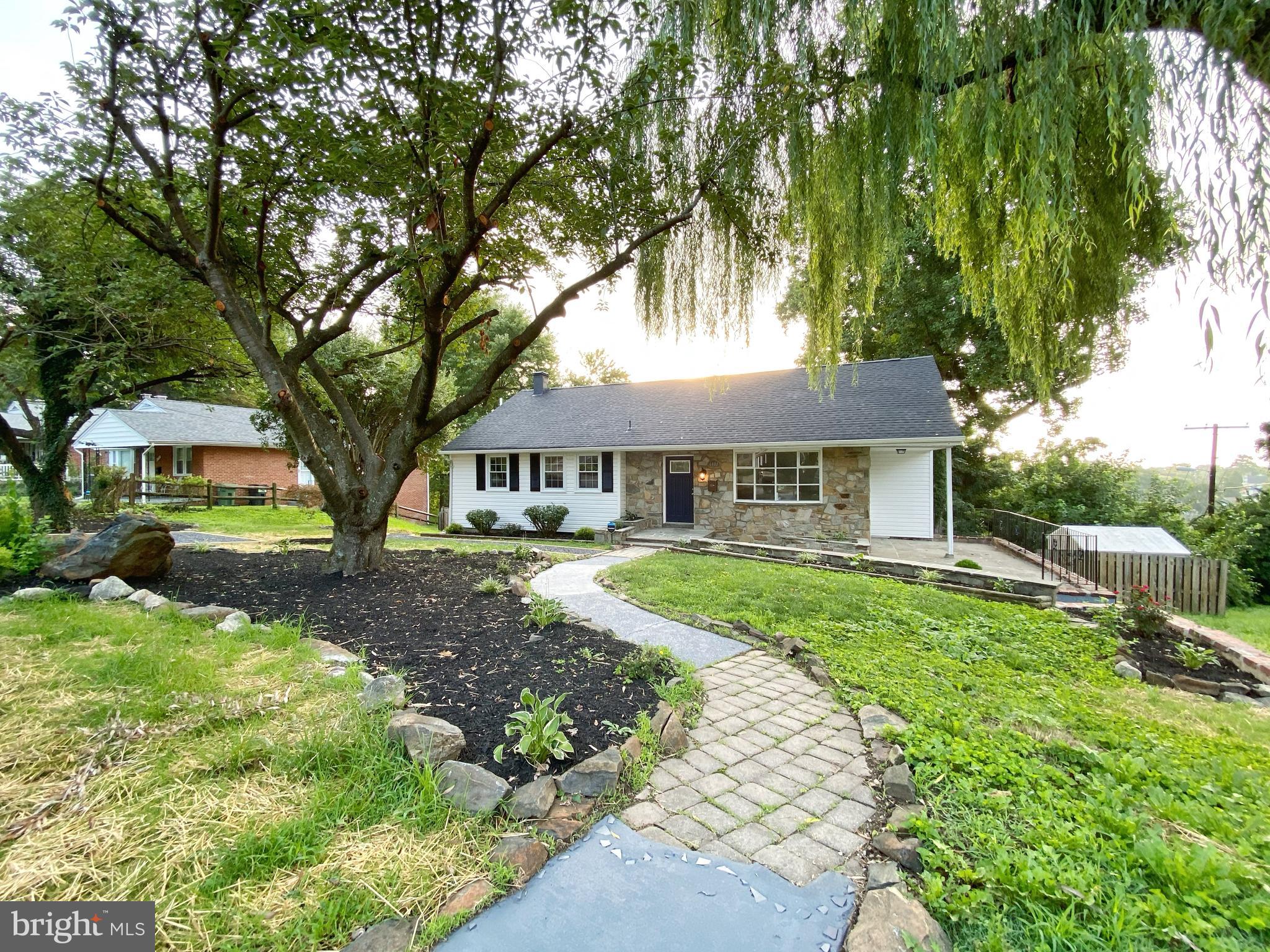 6101 Ridgeview Avenue Baltimore, MD 21206 - Photo 1 of 36 Welcome Home!!