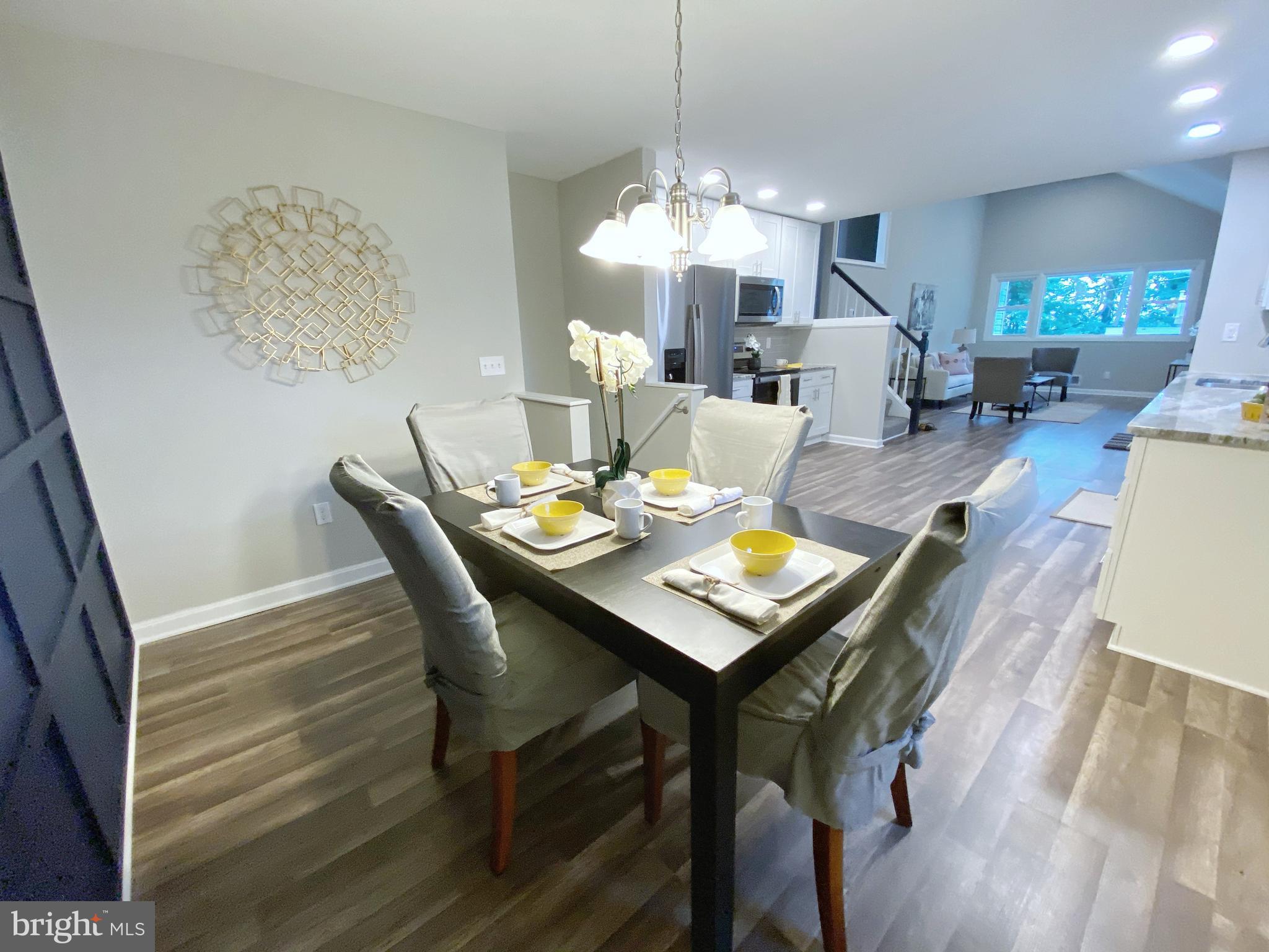 6101 Ridgeview Avenue Baltimore, MD 21206 - Photo 11 of 36 Open Dining Area