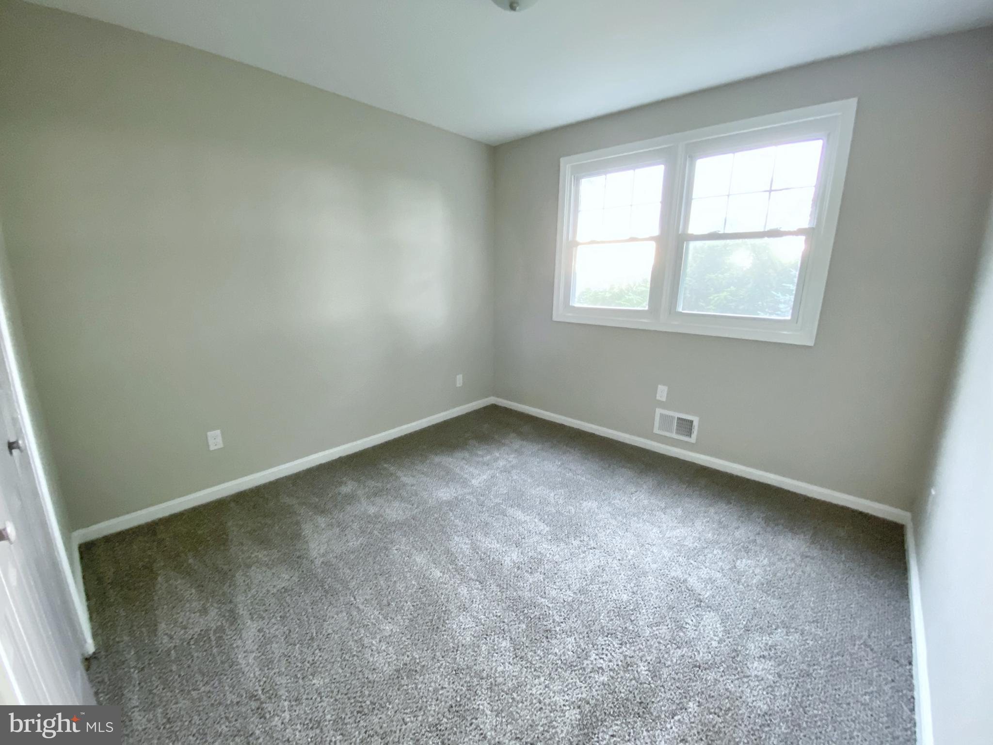 6101 Ridgeview Avenue Baltimore, MD 21206 - Photo 14 of 36 Upstairs Bedroom 2