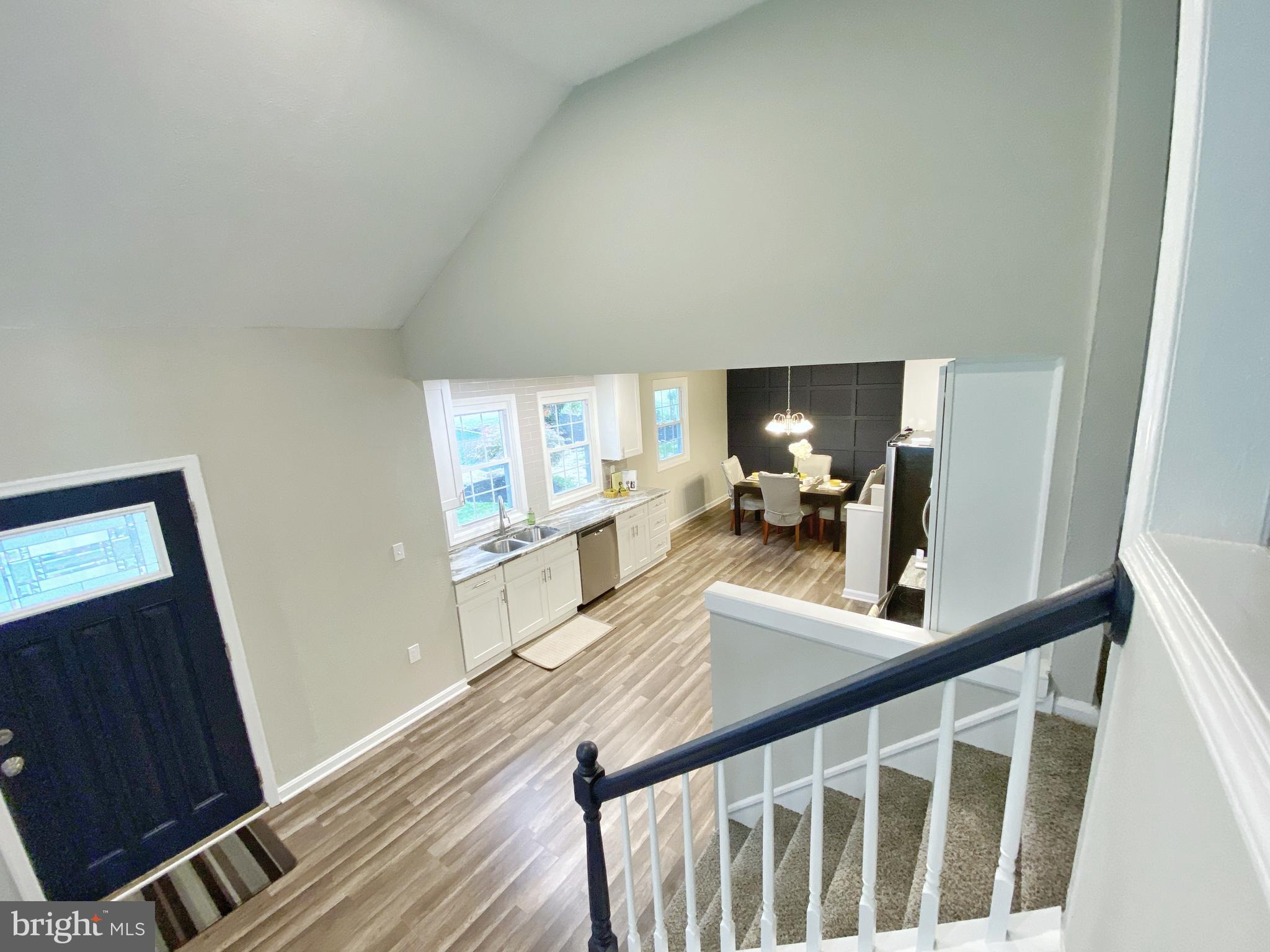 6101 Ridgeview Avenue Baltimore, MD 21206 - Photo 20 of 36 View from Upper Level