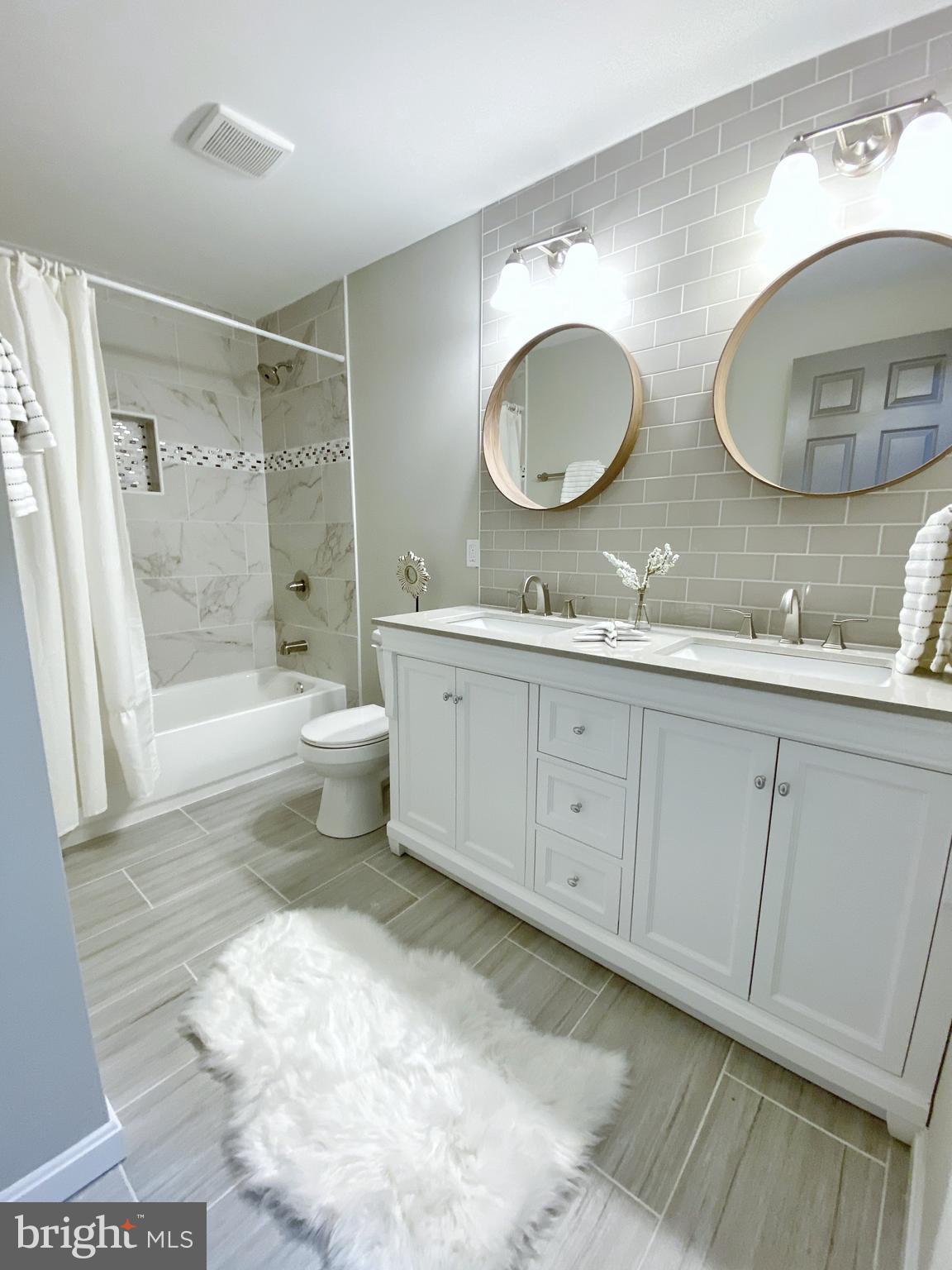 6101 Ridgeview Avenue Baltimore, MD 21206 - Photo 25 of 36 Master Bath room