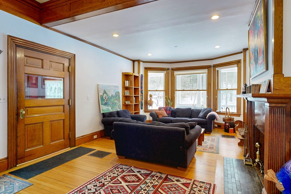 97 Montvale Road Newton, MA 02459 - Photo 14 of 24 Gallery Image 14