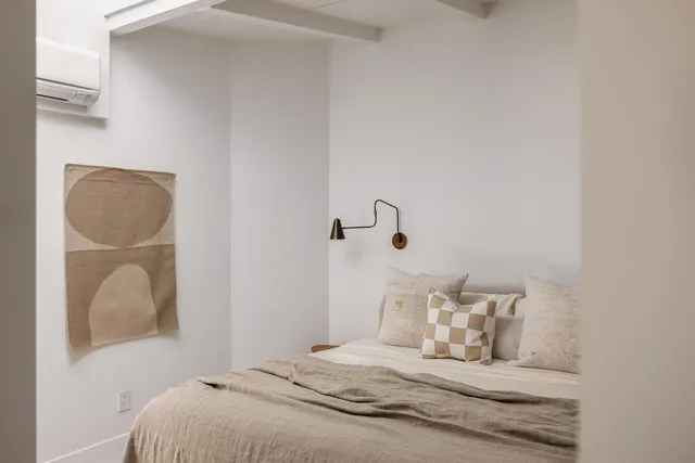 $25,000 | 276 East Granvia Valmonte, Palm Springs, CA 92262